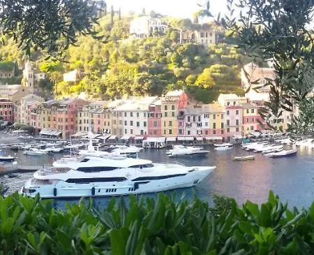 Vicino Al Mare - Near The Sea * Zoagli