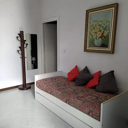 Appartamento Vicino Al Mare - Near The Sea *